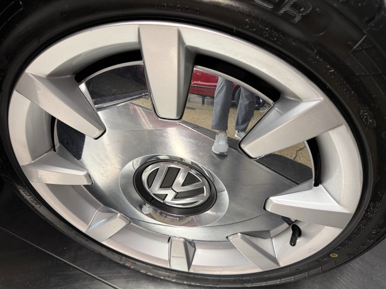 Used 2013 Volkswagen Beetle 2.5 FWD image 30