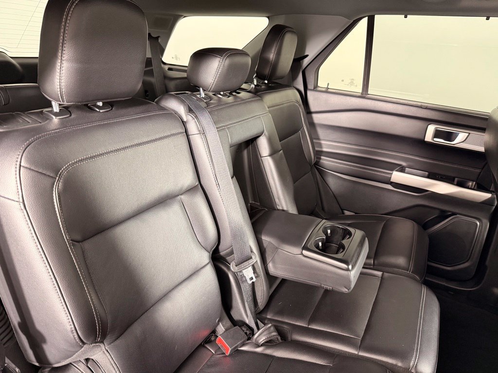 Certified 2023 Ford Explorer Limited AWD/4WD image 23