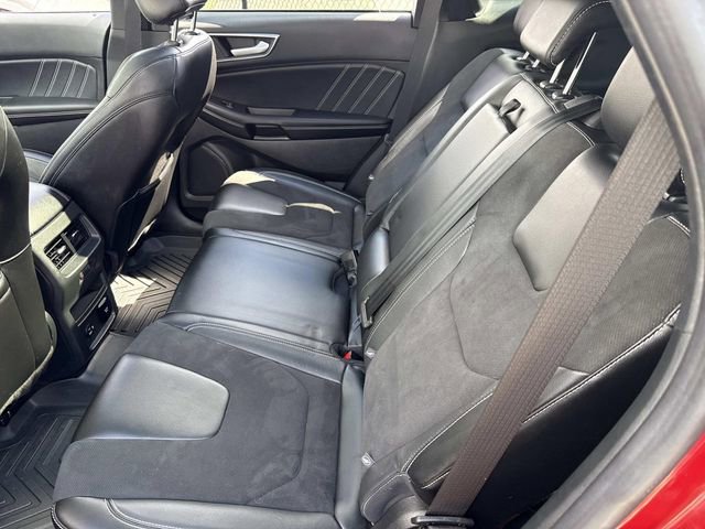 Used 2021 Ford Edge ST w/ Equipment Group 401A AWD/4WD image 17