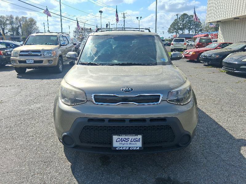 Used 2014 Kia Soul + FWD image 4