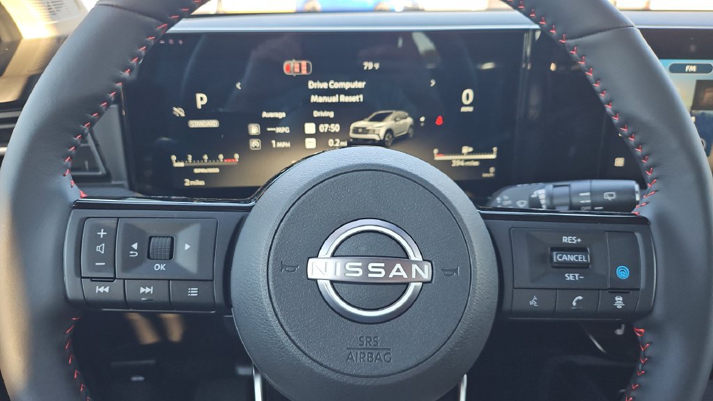 New 2027 Nissan Kicks SR w/ SR Premium Package FWD image 9