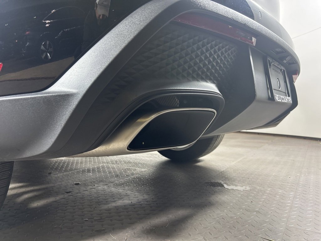 Certified 2025 Porsche Macan image 35