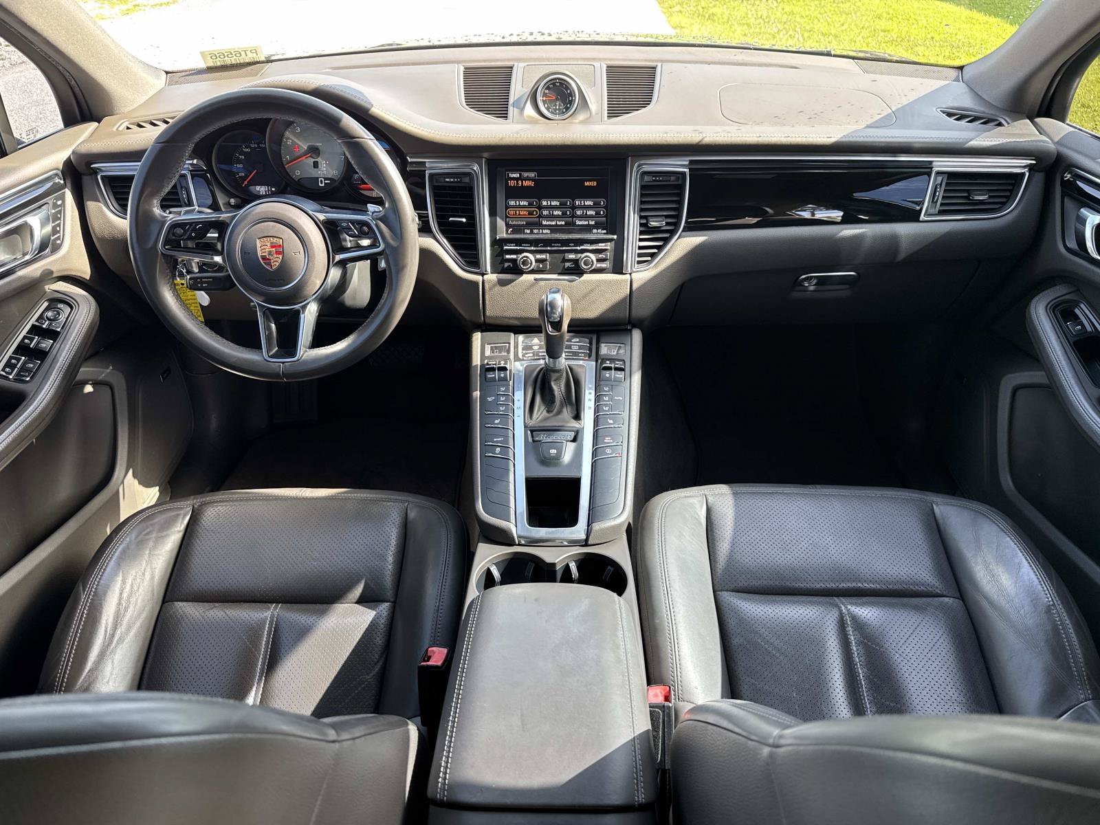 Used 2016 Porsche Macan S AWD/4WD image 30