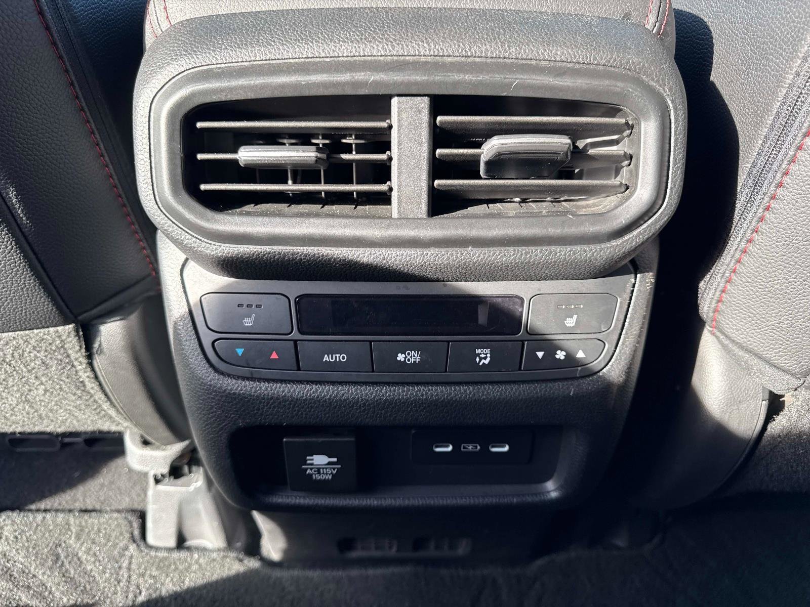 Certified 2025 Honda Passport Black Edition image 19