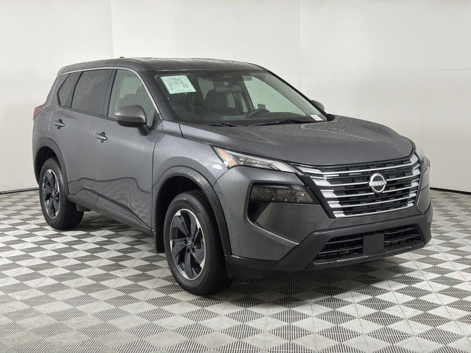 Used 2024 Nissan Rogue SV image 7