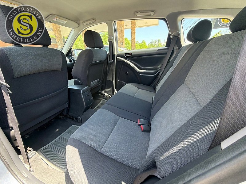 Used 2004 Toyota Matrix FWD image 13