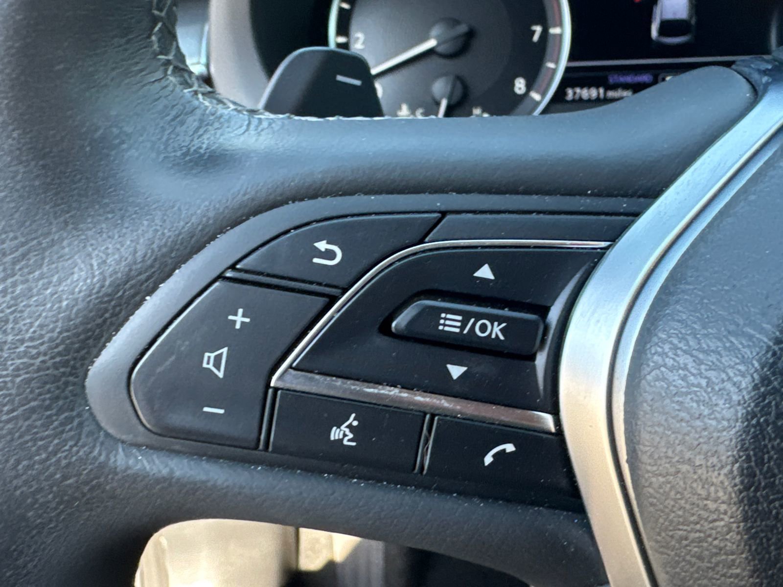 Used 2023 INFINITI QX55 Essential image 26