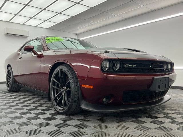 Used 2017 Dodge Challenger T/A RWD image 3