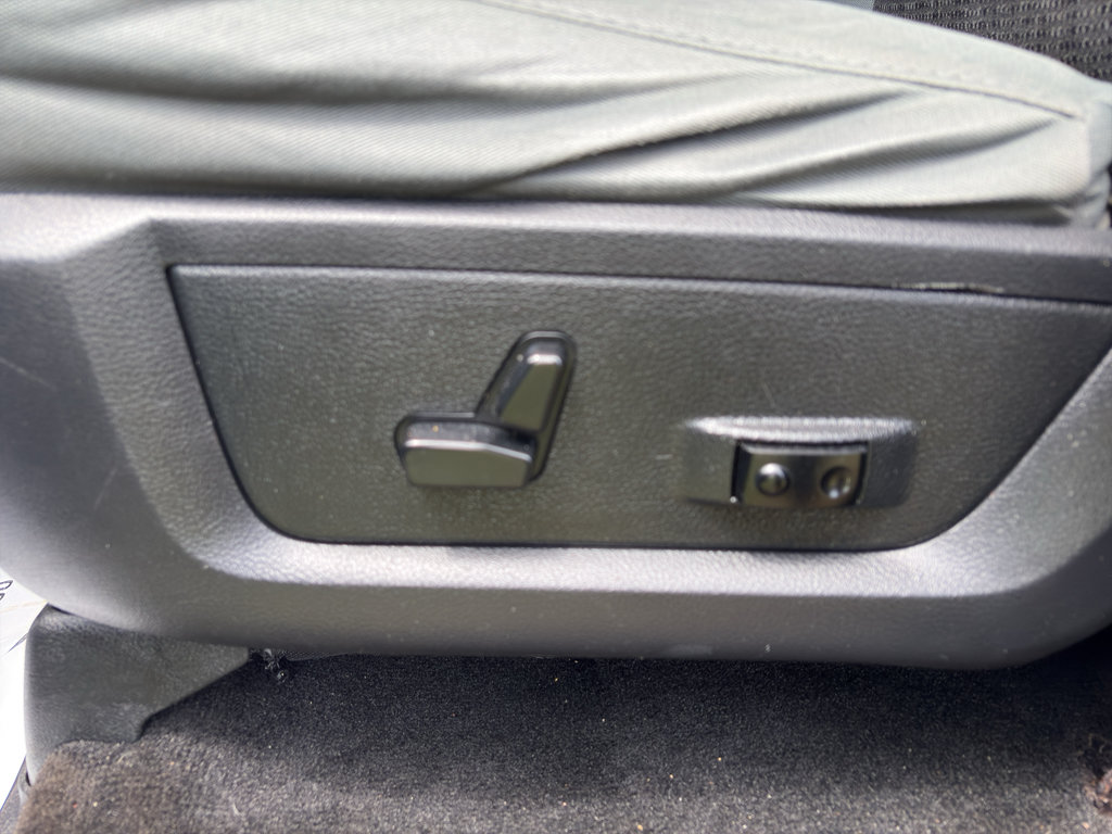Used 2015 RAM 2500 Big Horn AWD/4WD image 12
