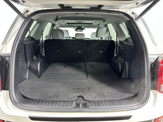 Used 2022 Hyundai Palisade SEL w/ 8P Bench Seat Package FWD image 26