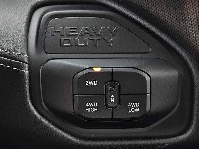 New 2025 RAM 3500 Limited AWD/4WD image 21