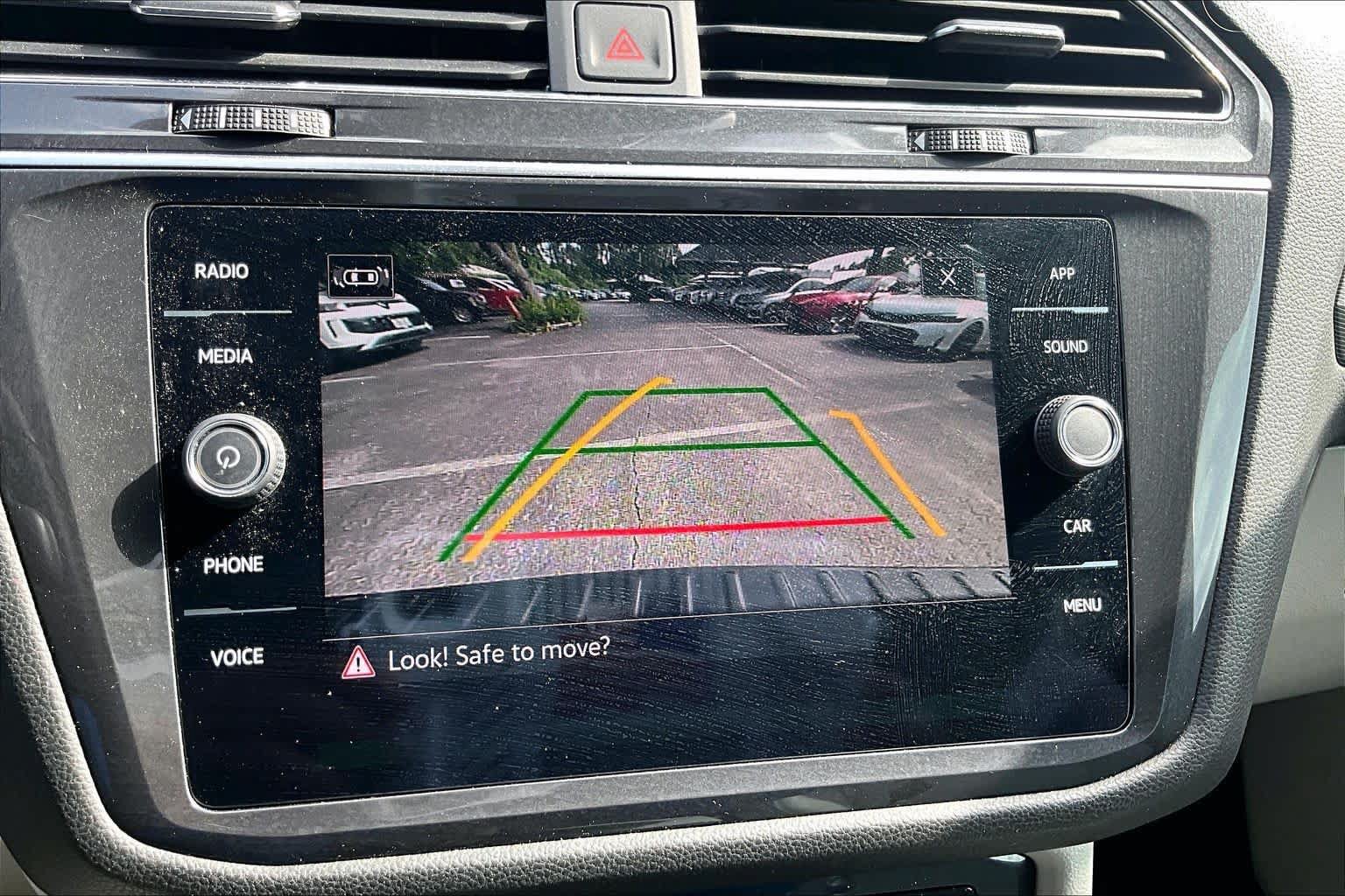 Used 2024 Volkswagen Tiguan SE R-Line FWD image 26