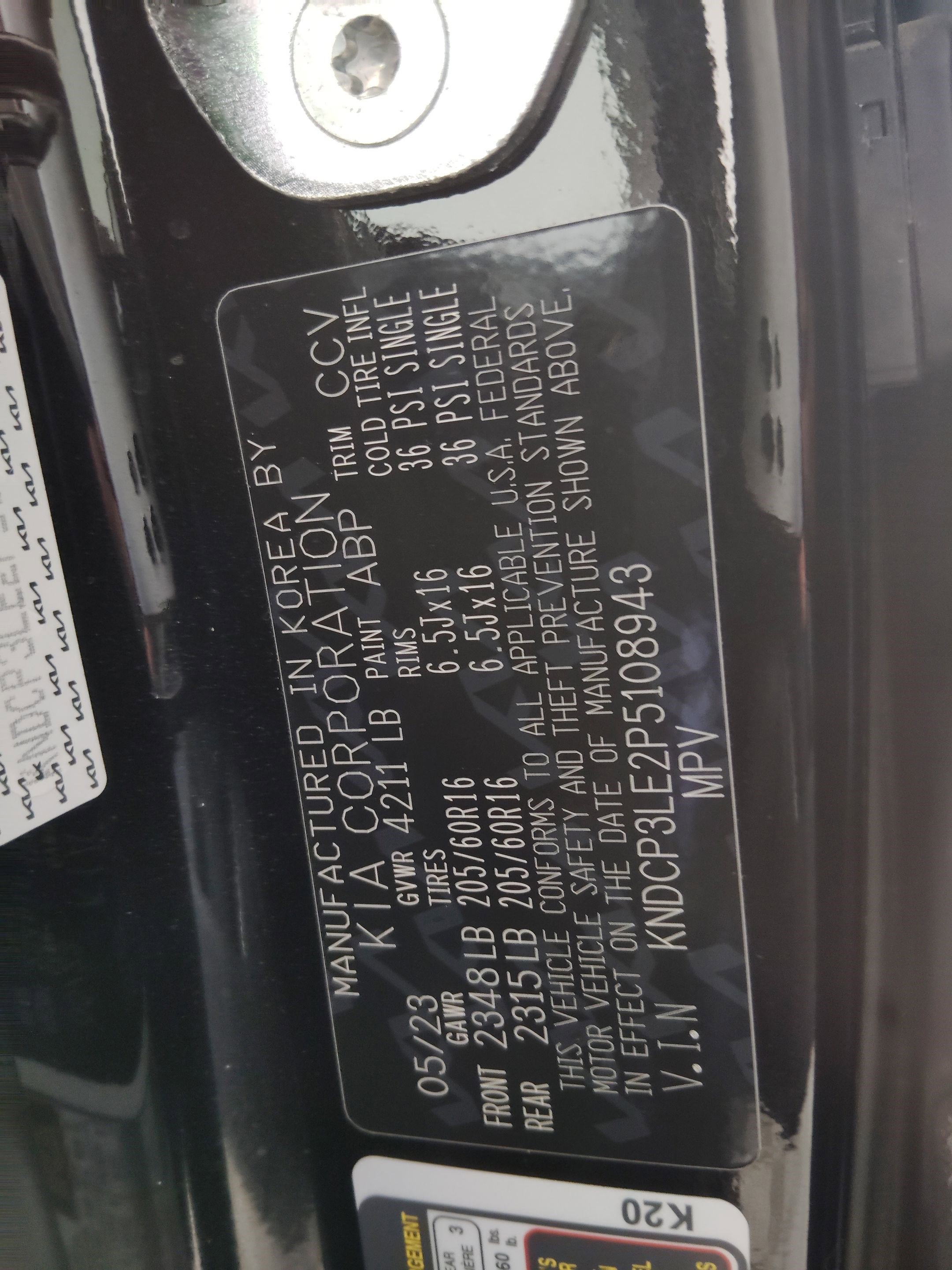 Used 2023 Kia Niro LX image 18