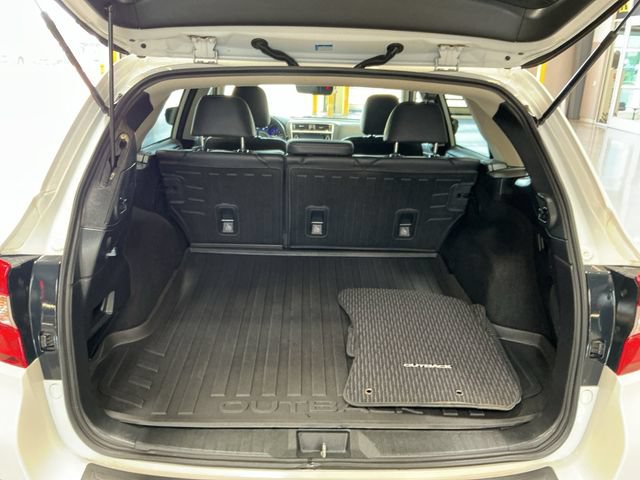 Used 2019 Subaru Outback 2.5i Limited w/ Popular Package #2 AWD/4WD image 16