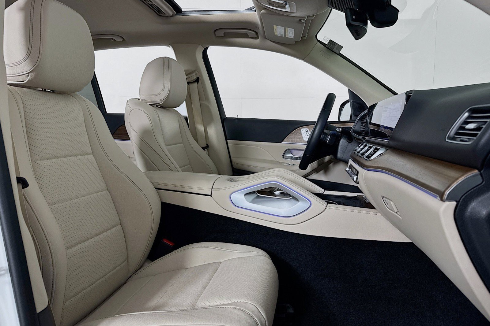 Certified 2025 Mercedes-Benz GLE 350 4MATIC image 7