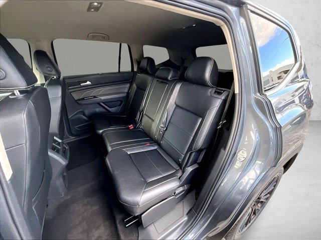 Used 2021 Volkswagen Atlas SE image 27