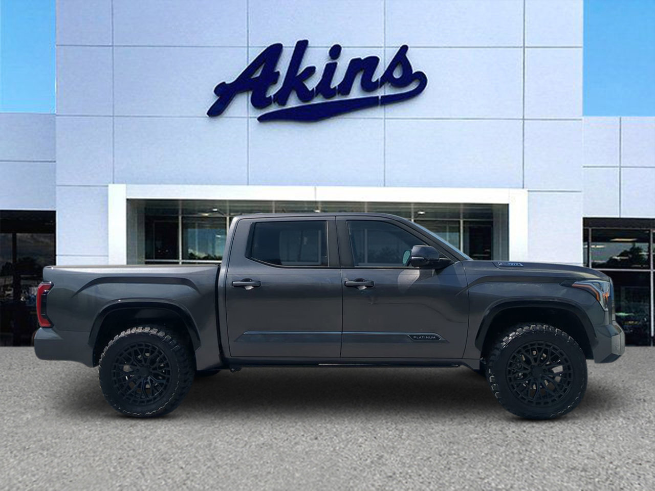 Used 2025 Toyota Tundra Platinum