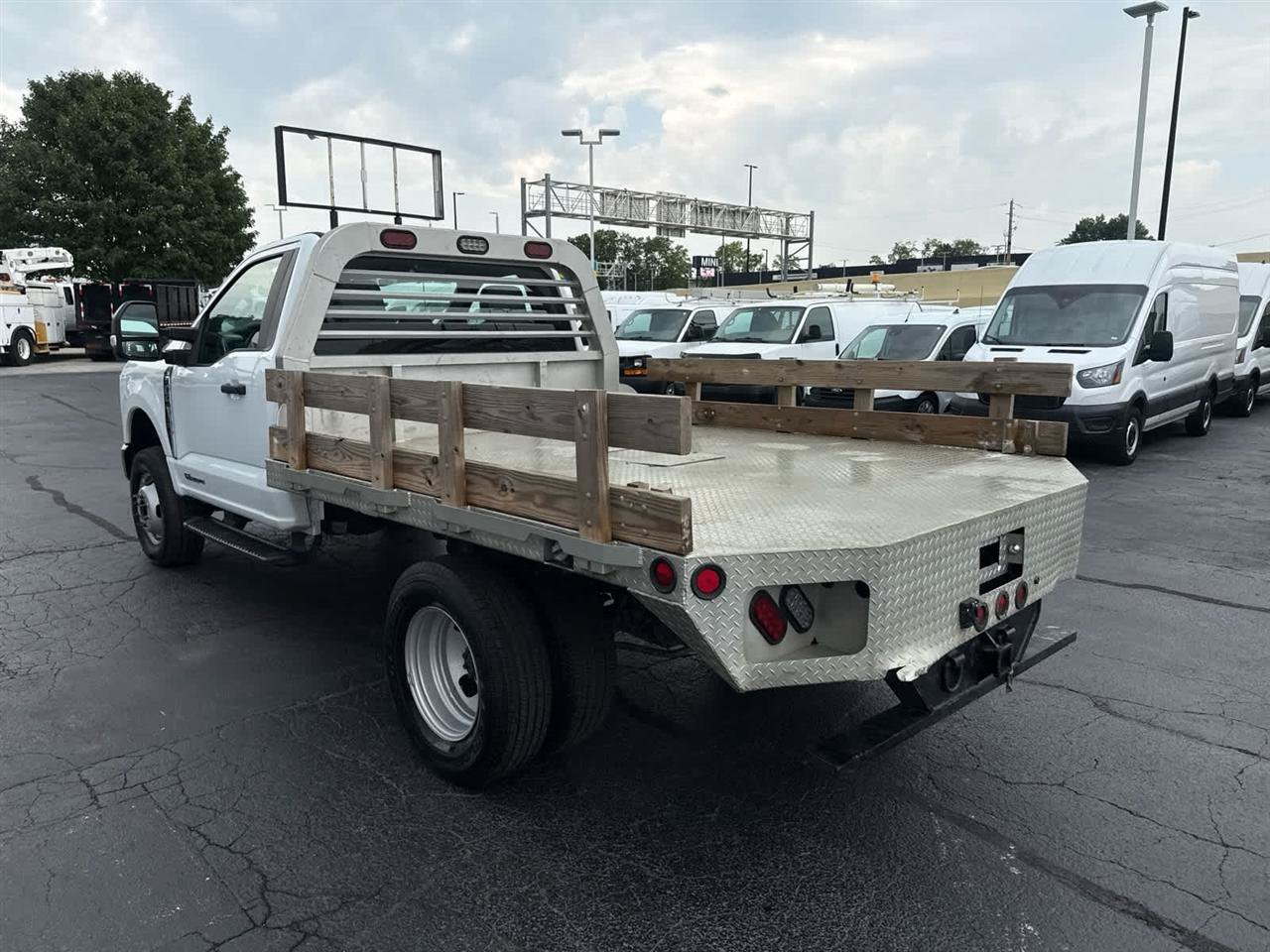 Used 2023 Ford F350 XL w/ Snow Plow Prep Package AWD/4WD image 6
