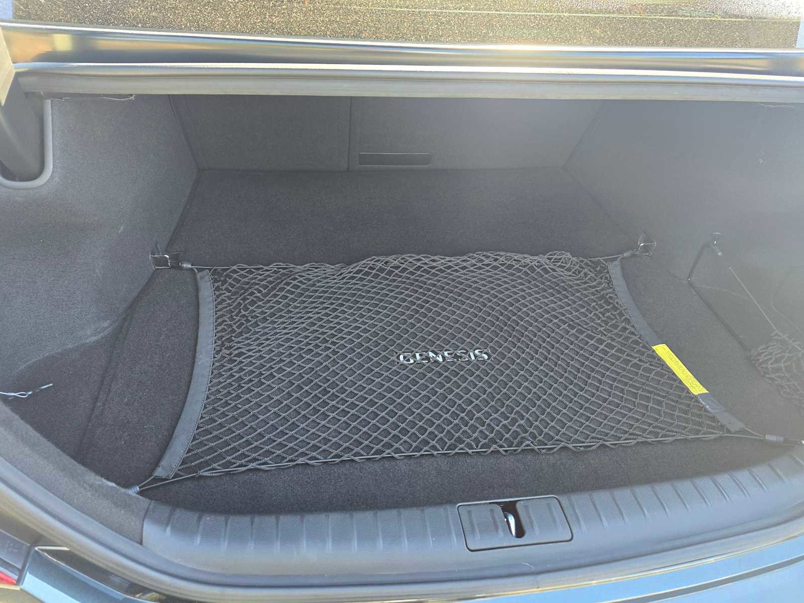 Used 2023 Genesis G70 3.3T w/ Sport Prestige Package image 17