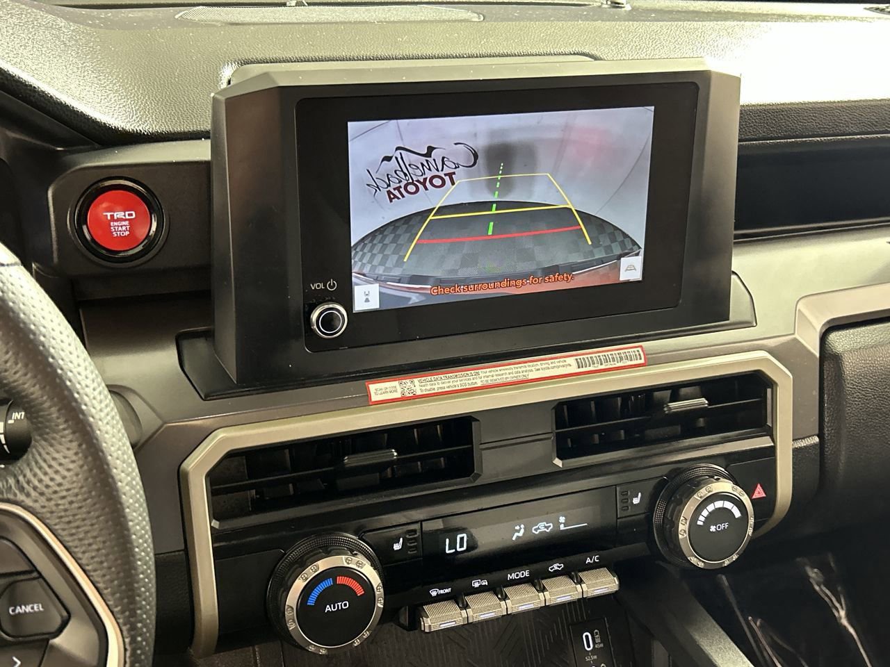 Used 2025 Toyota Tacoma TRD Sport image 17