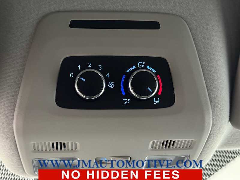 Used 2023 Ford Transit 350 XLT image 37