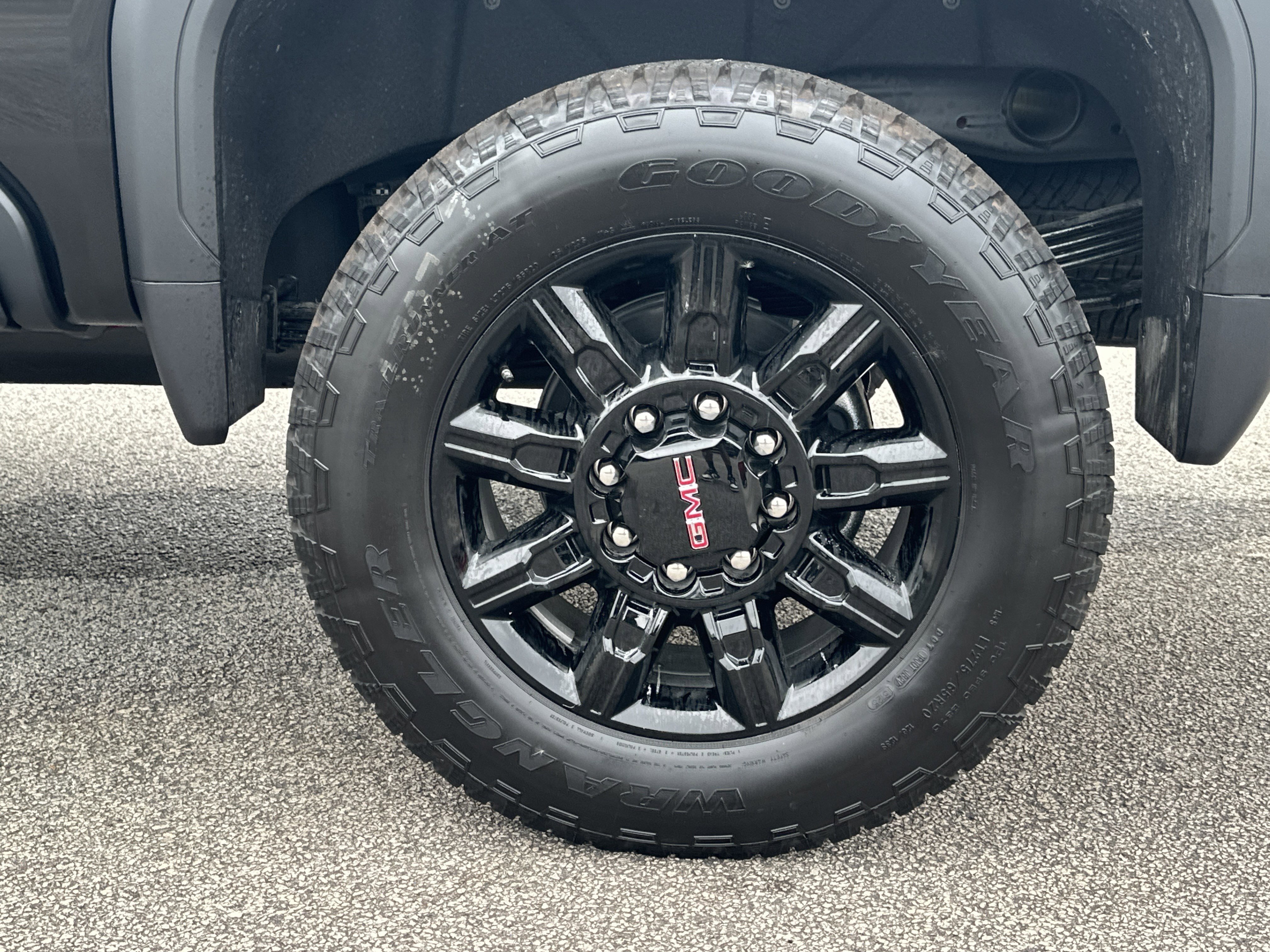 New 2026 GMC Sierra 2500 AT4 w/ AT4 Preferred Package image 19