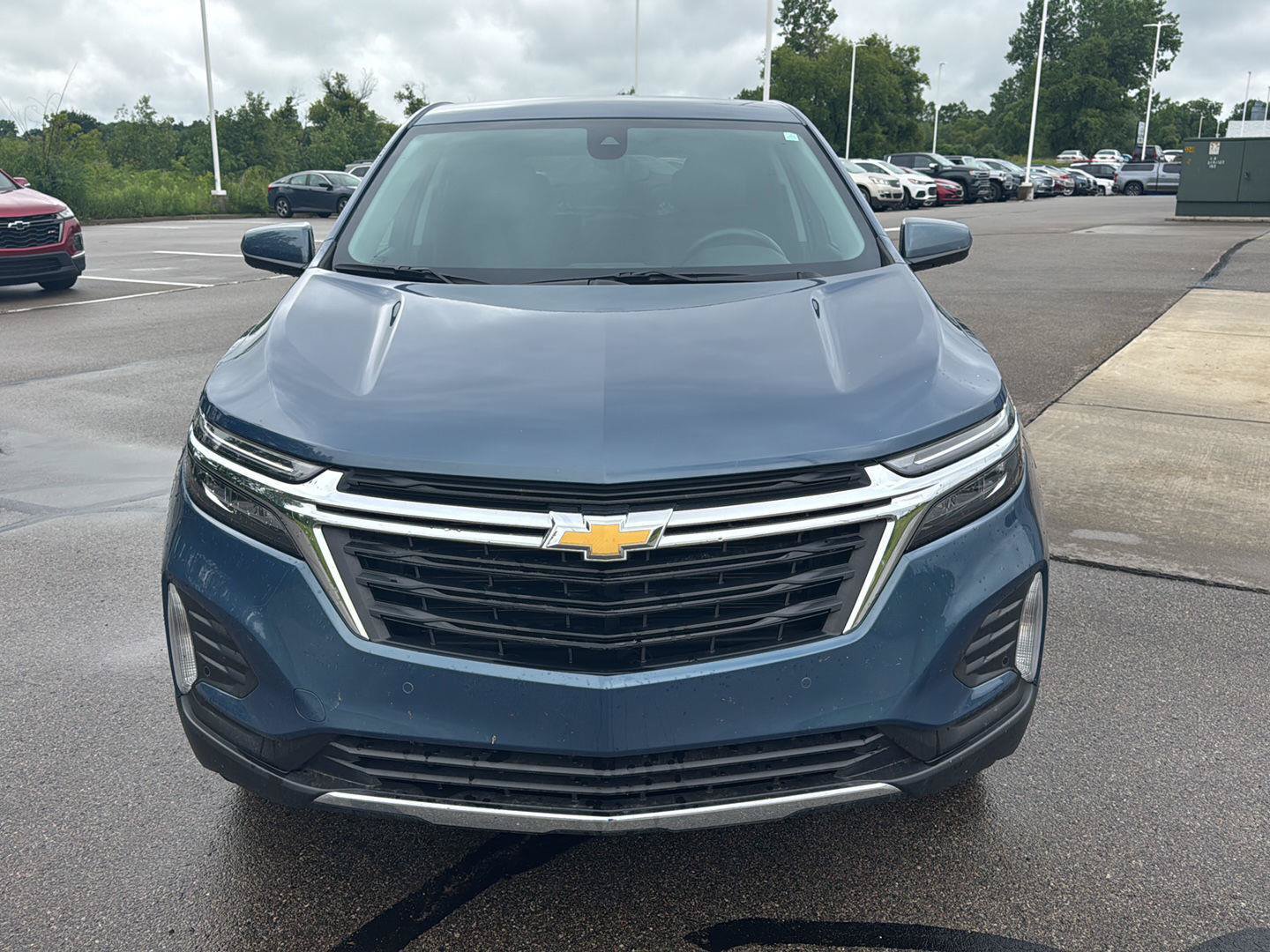 Used 2024 Chevrolet Equinox LT AWD/4WD image 8