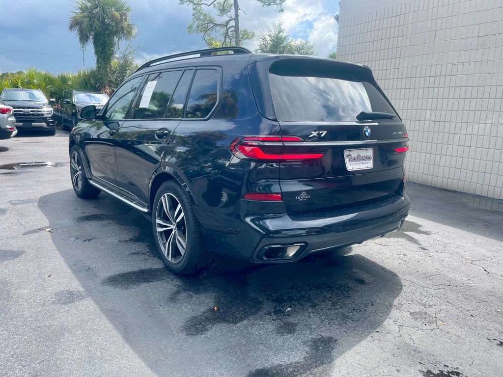 Used 2026 BMW X7 xDrive40i AWD/4WD image 3