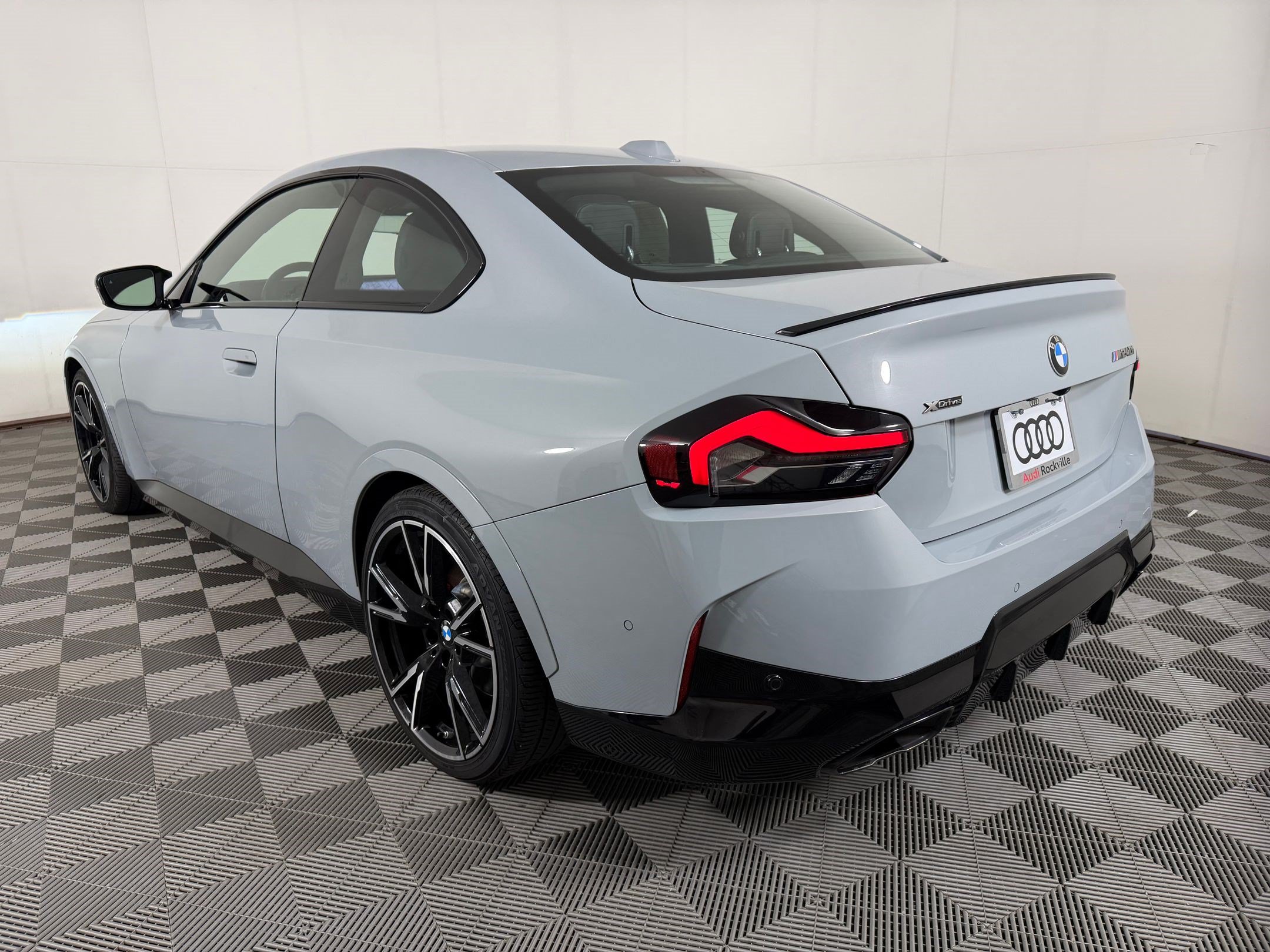Used 2024 BMW M240i xDrive Coupe AWD/4WD image 3