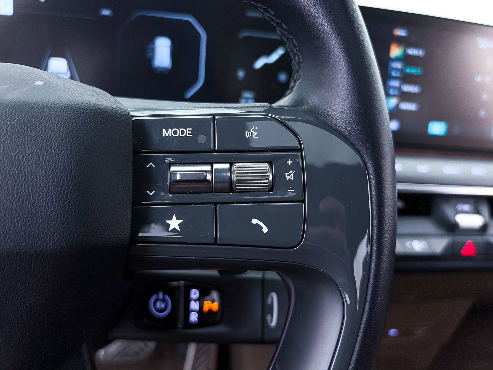 Used 2024 Kia EV9 GT-Line image 37