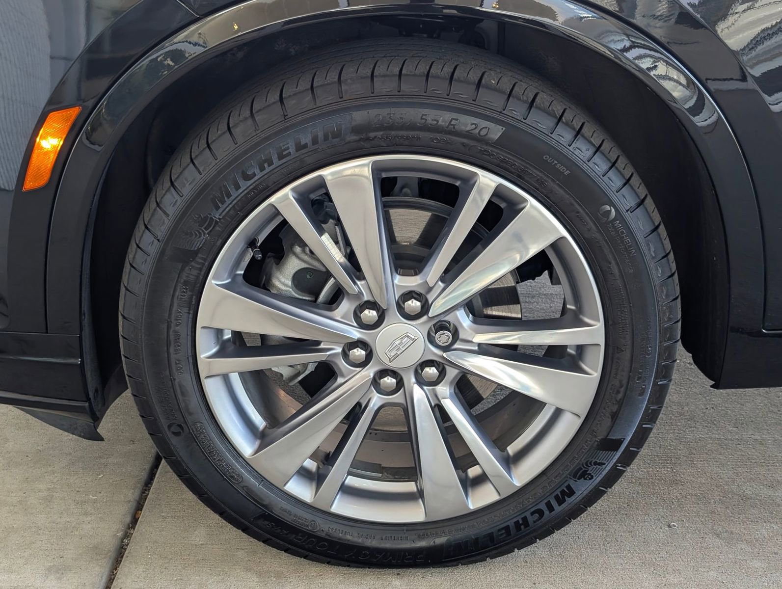 Used 2023 Cadillac XT6 Premium Luxury image 44