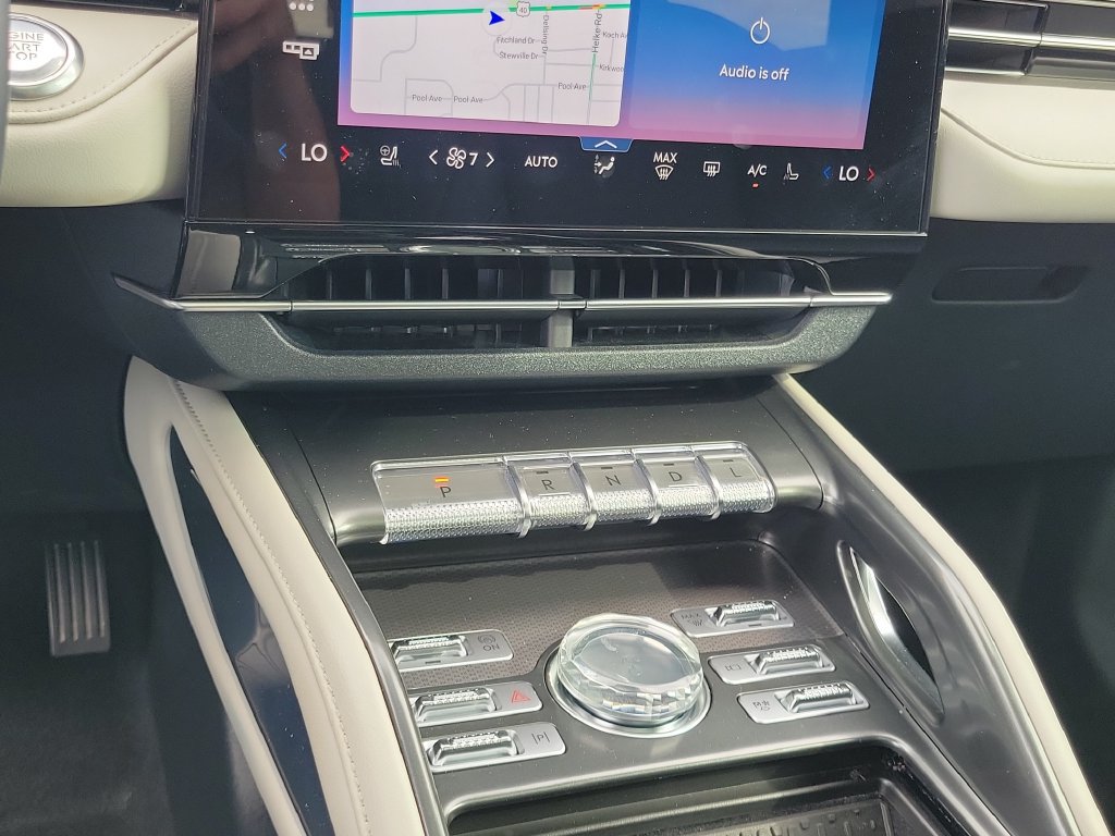 Certified 2025 Lincoln Nautilus Premier w/ Equipment Group 102A AWD/4WD image 28