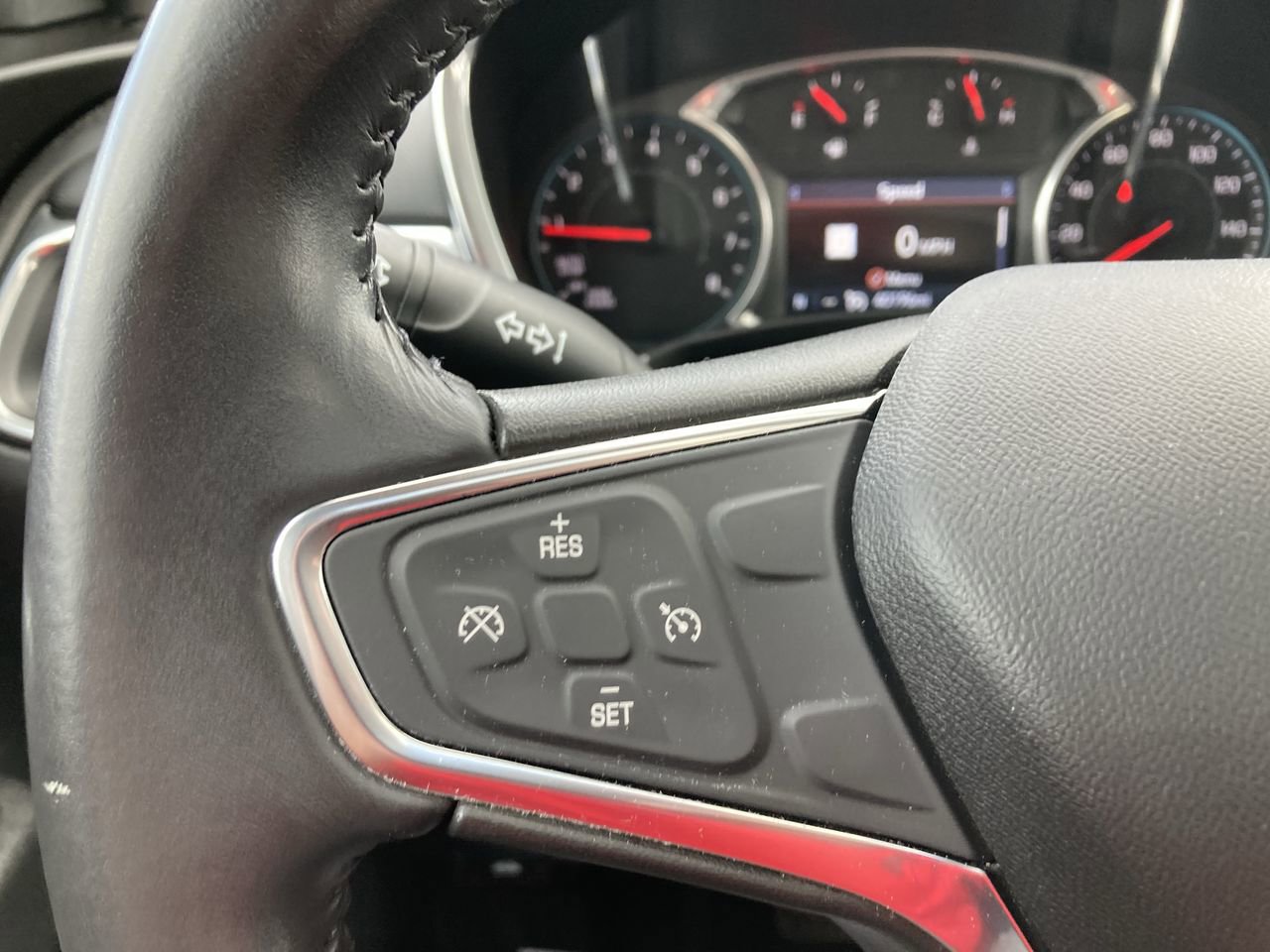 Used 2019 Chevrolet Equinox LT AWD/4WD image 28