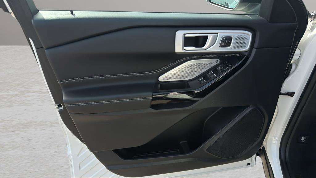 Used 2023 Ford Explorer ST w/ Equipment Group 401A image 10