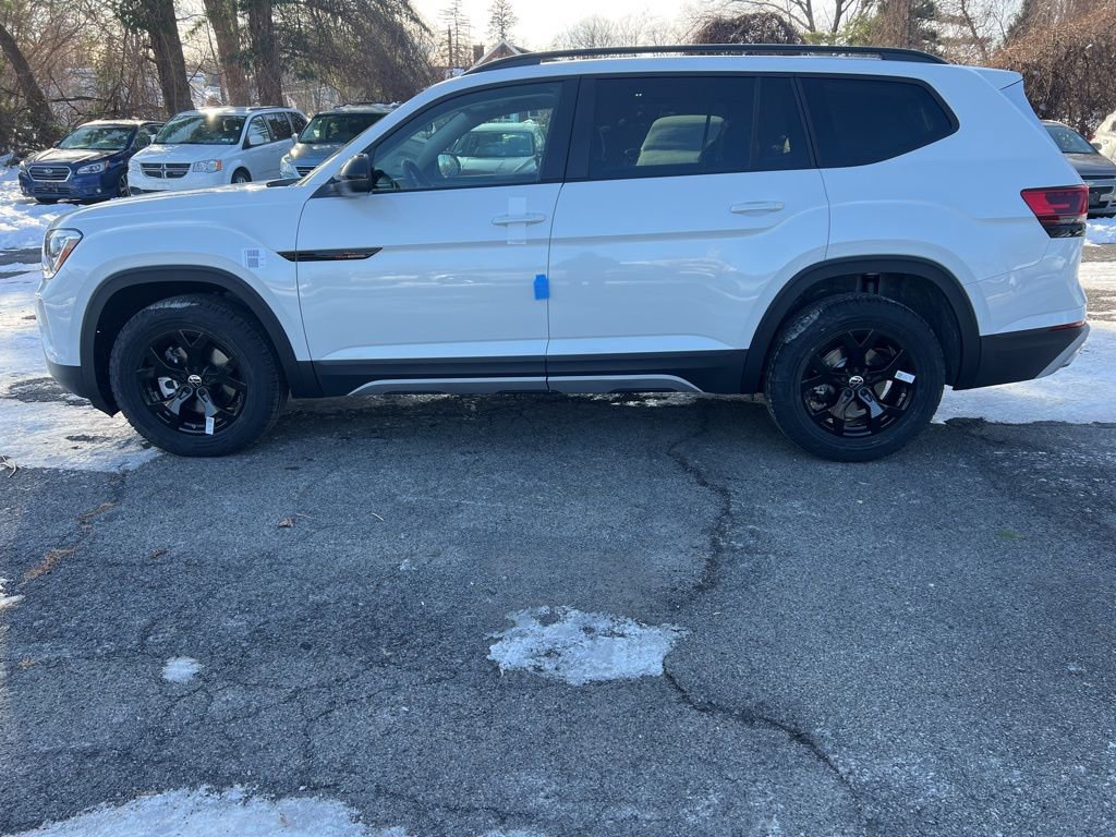 New 2026 Volkswagen Atlas Peak Edition image 16