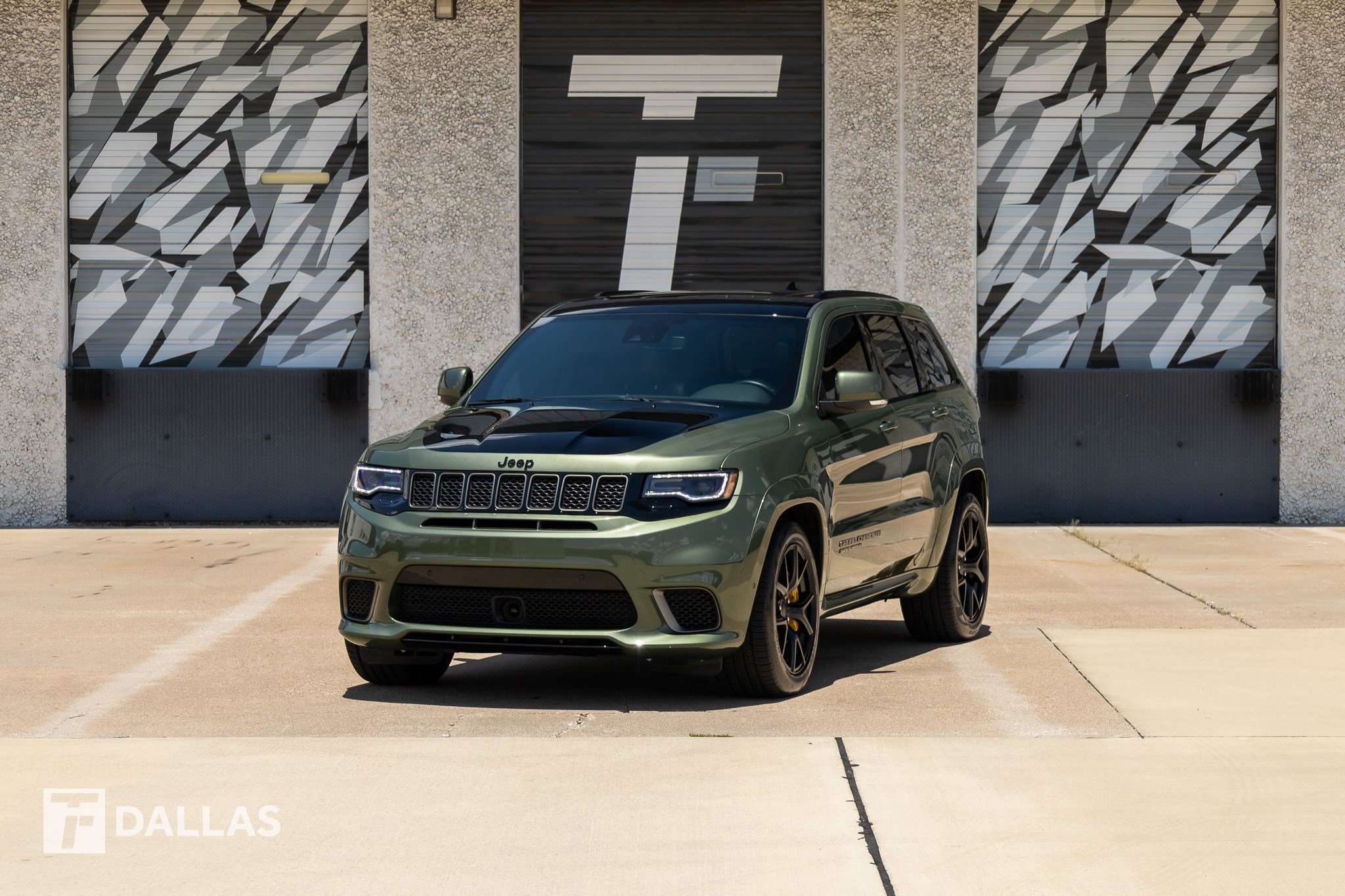 Used 2021 Jeep Grand Cherokee Trackhawk AWD/4WD image 5