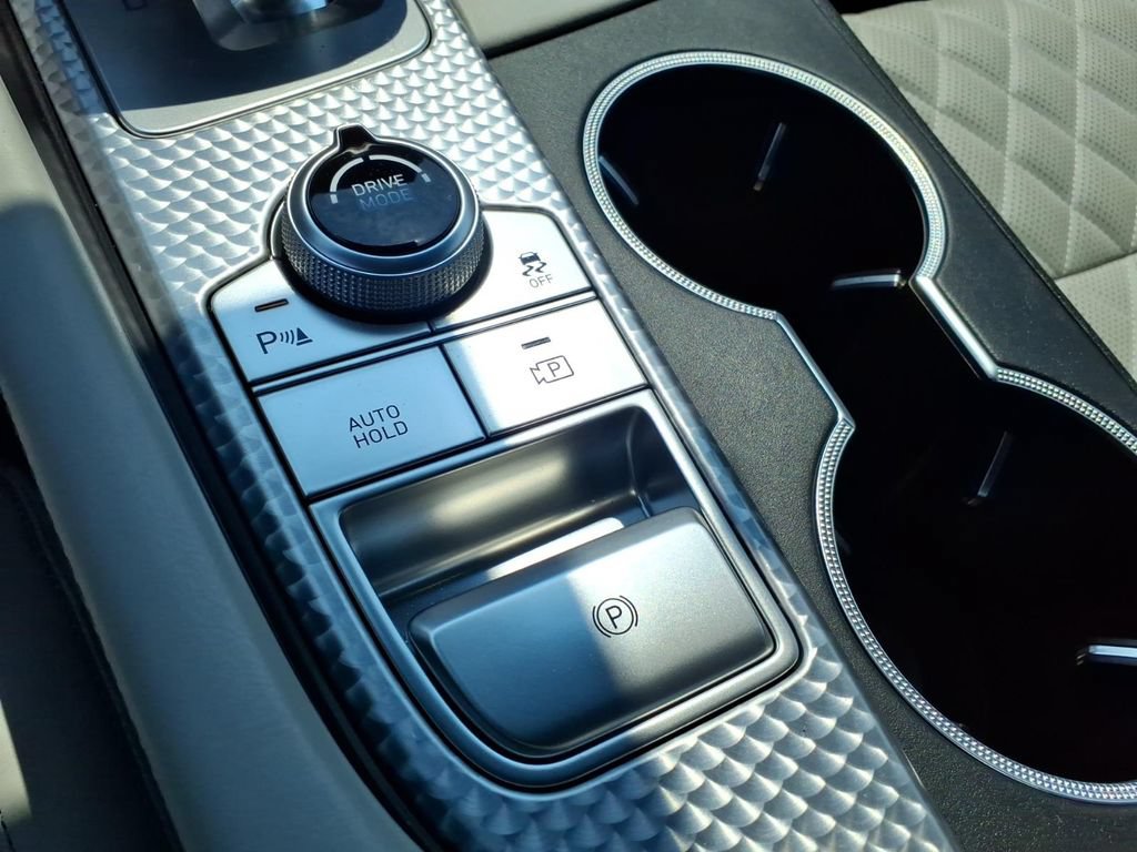 Used 2022 Genesis G70 3.3T w/ Sport Prestige Package AWD/4WD image 10