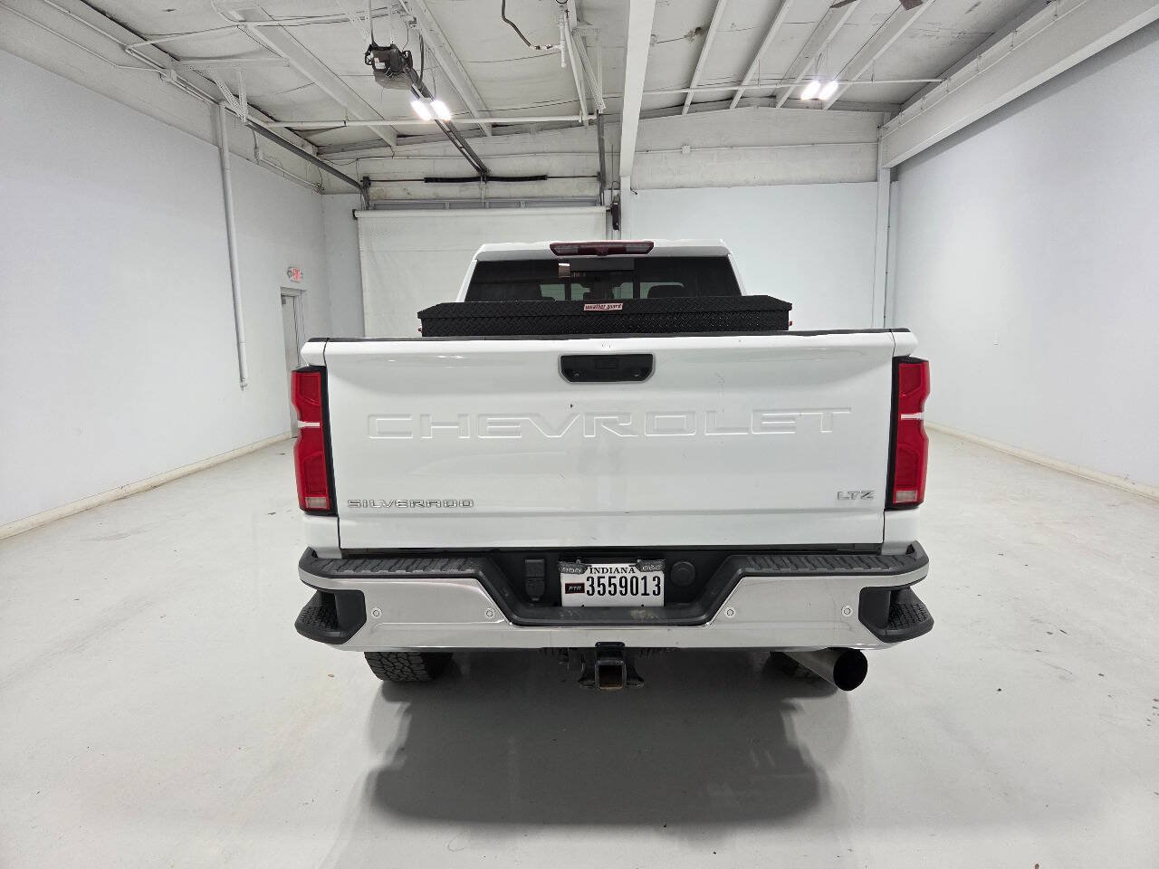 Used 2024 Chevrolet Silverado 2500 LTZ w/ LTZ Plus Package AWD/4WD image 8