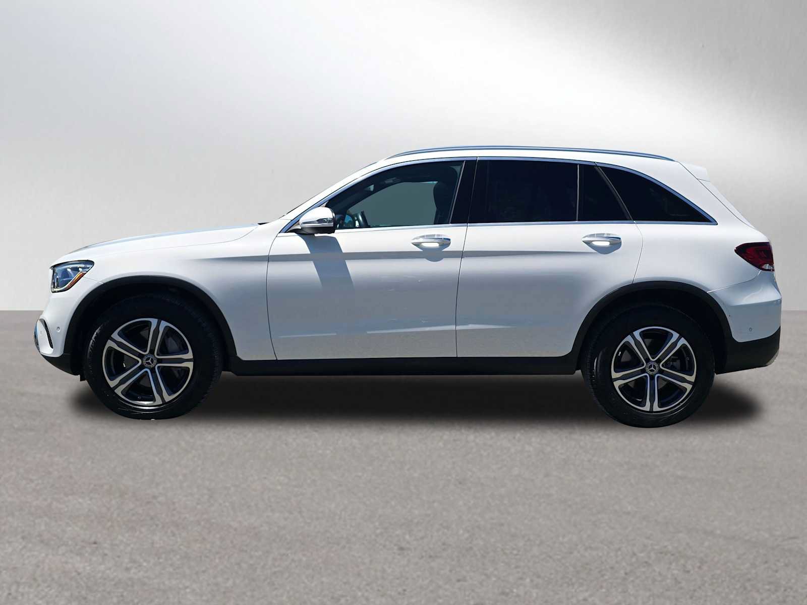 Used 2021 Mercedes-Benz GLC 300 4MATIC image 6