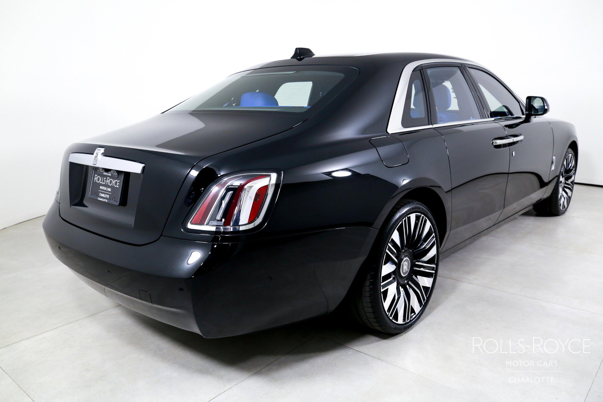 New 2026 Rolls-Royce Ghost image 2