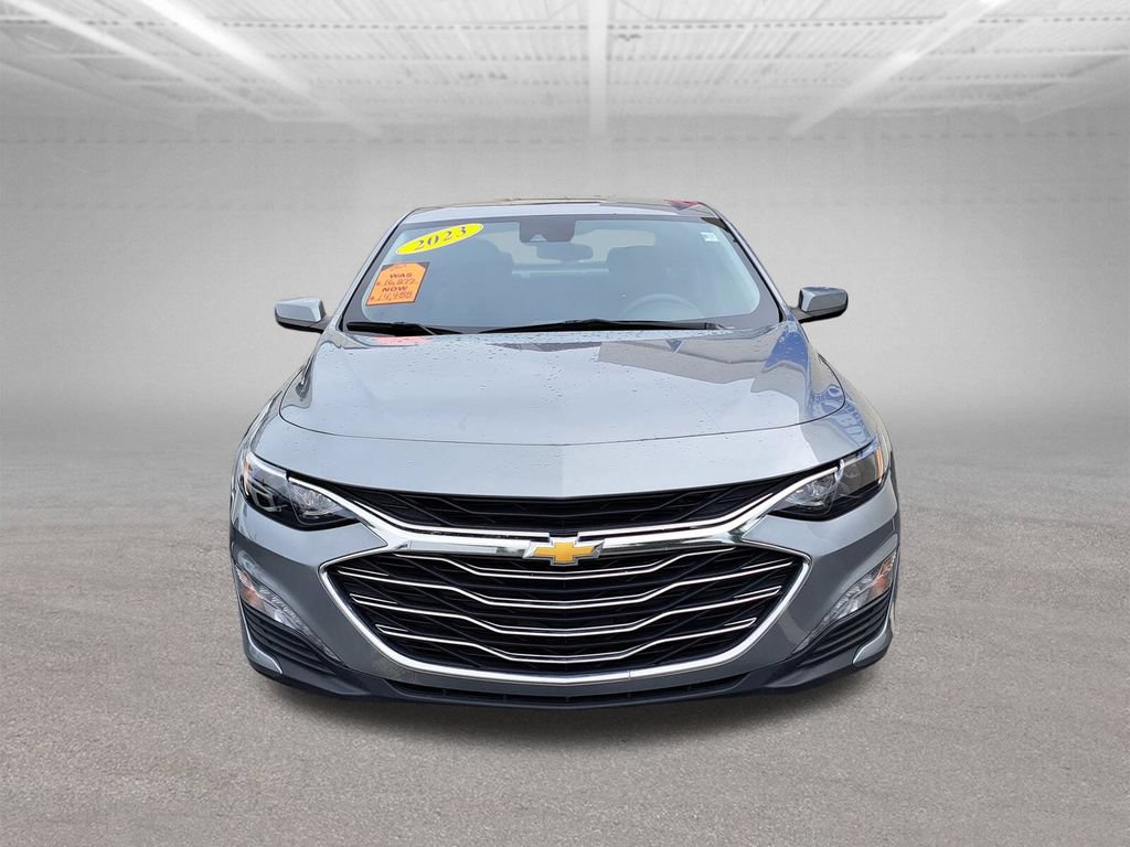 Used 2023 Chevrolet Malibu LT FWD image 3