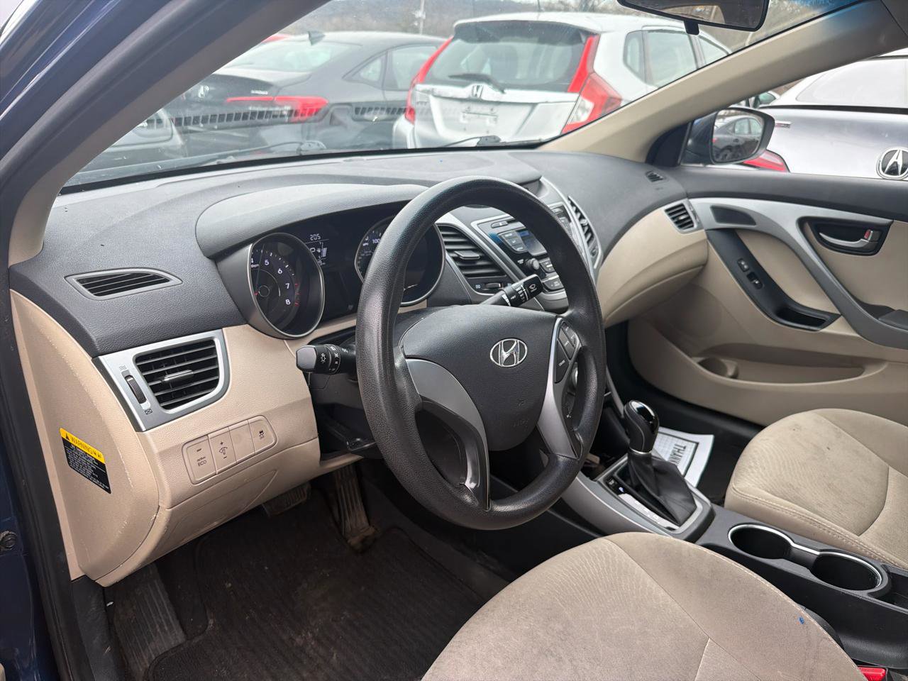 Used 2016 Hyundai Elantra SE image 16