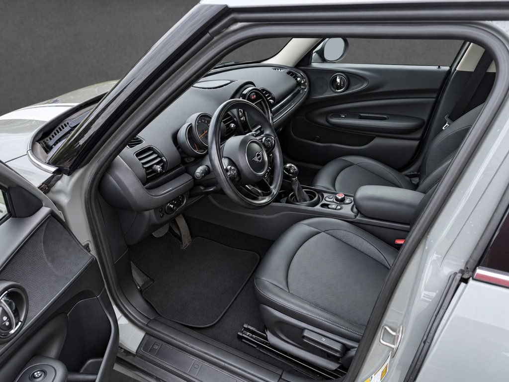 Used 2019 MINI Cooper Clubman FWD image 18