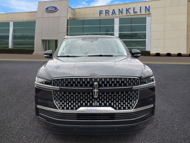 New 2025 Lincoln Navigator L Reserve image 2