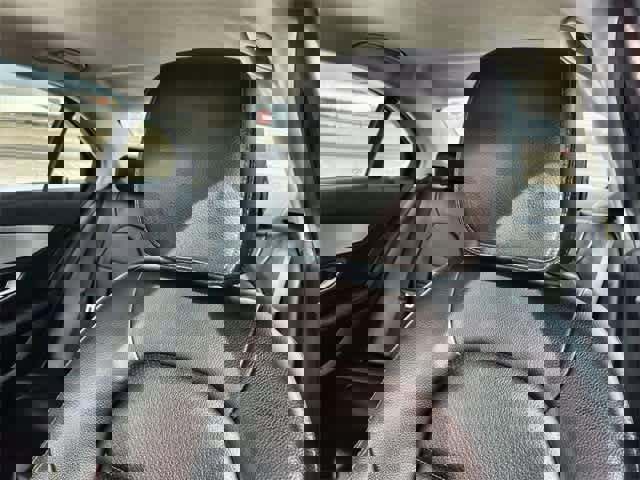 Used 2016 Mercedes-Benz C 300 Sedan image 25