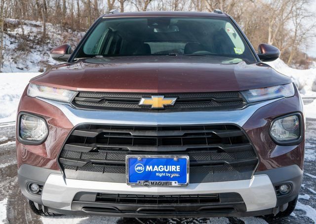 Used 2023 Chevrolet TrailBlazer LT w/ Convenience Package AWD/4WD image 3