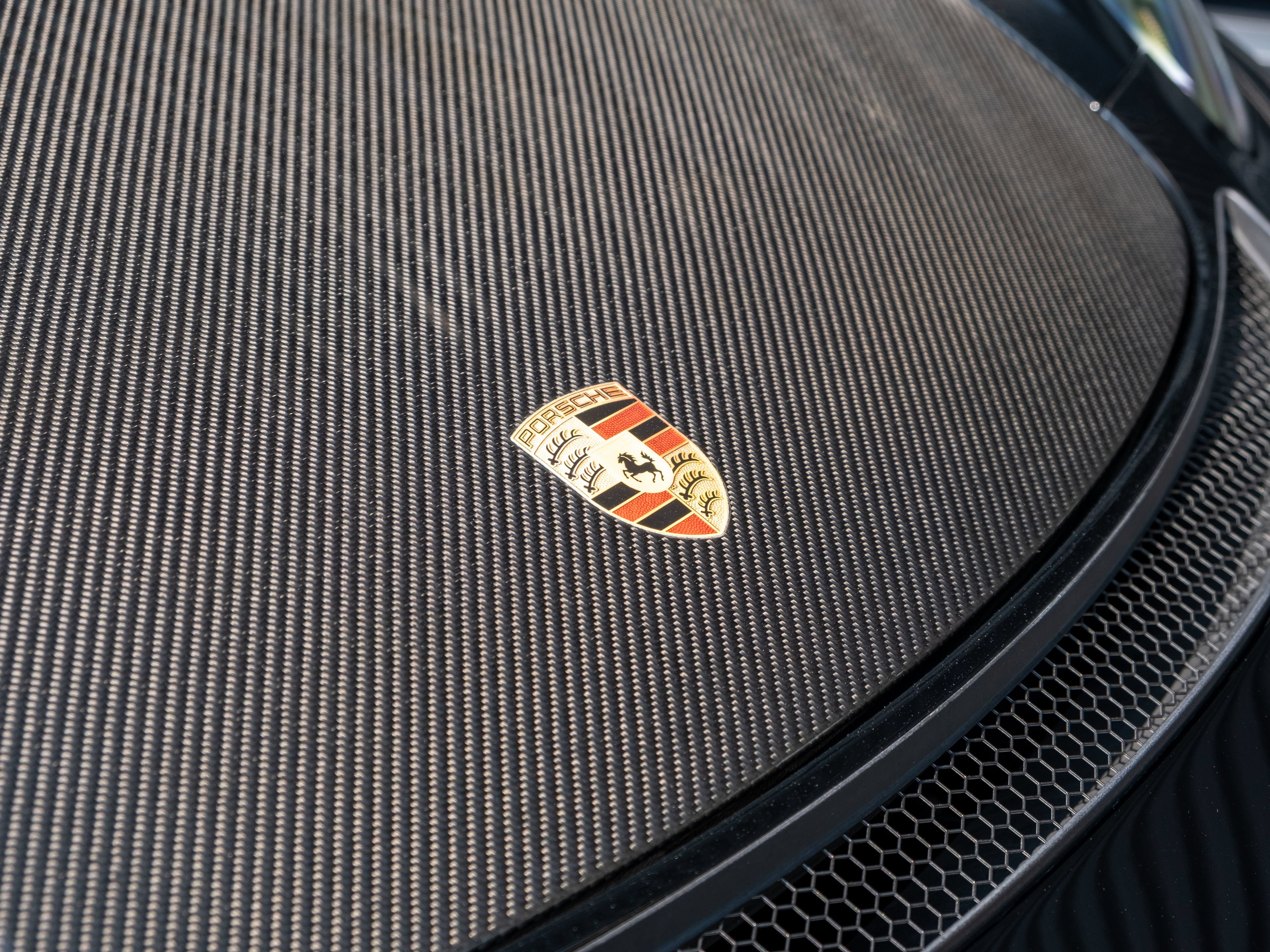 Certified 2024 Porsche 718 Cayman GT4 RS RWD image 17