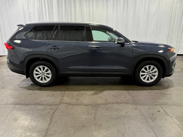 Certified 2024 Toyota Grand Highlander AWD image 3