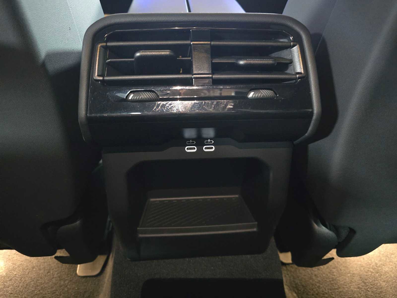 Used 2025 BMW i5 xDrive40 w/ Premium Package image 18