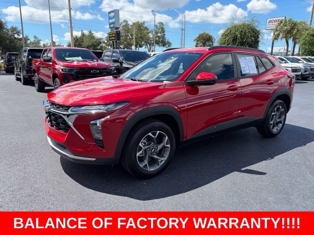 Certified 2026 Chevrolet Trax LT FWD image 3